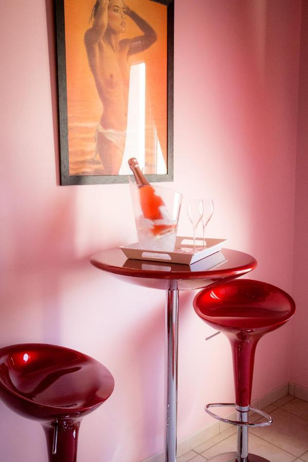 Domaine Bacchus Bed and Breakfast Reuil-sur-Marne Esterno foto